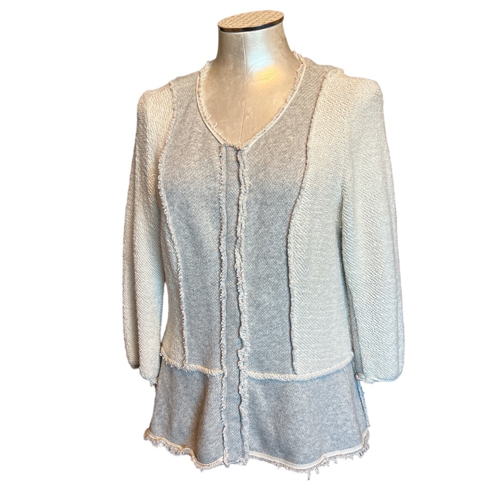 548 Women’s knit jacket/cardigan color blocked cream & gray raw edges size Medi…